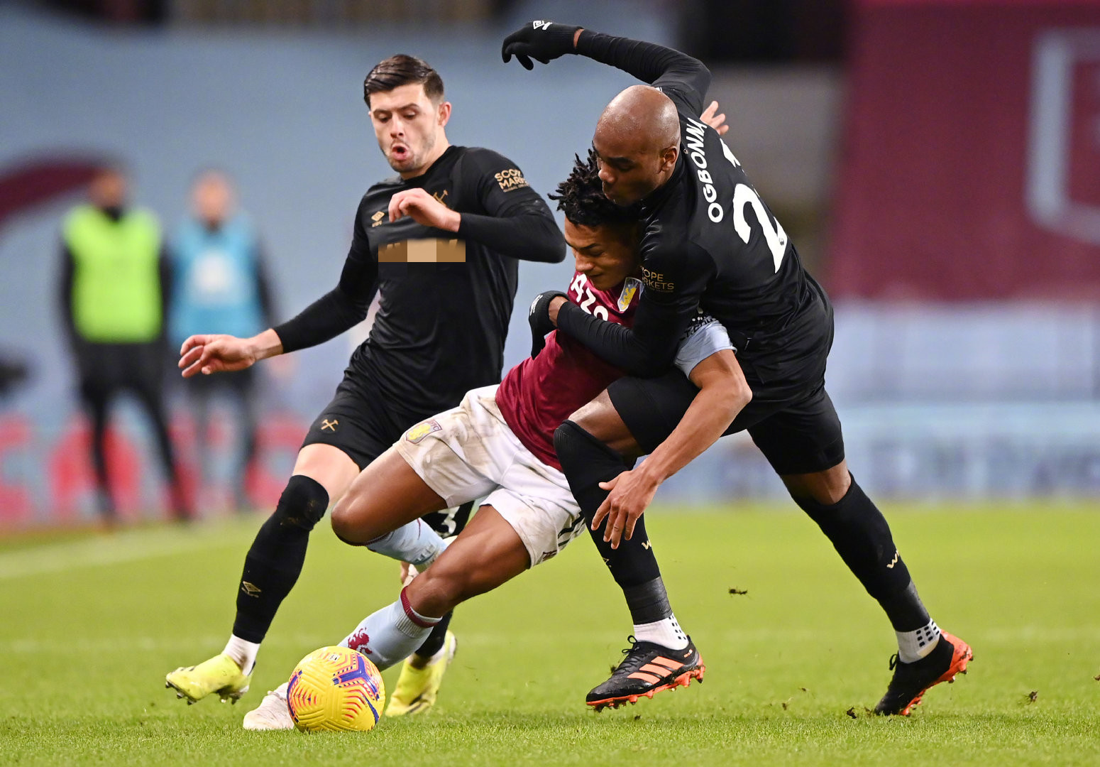 缺乏足够的 缺乏足够的