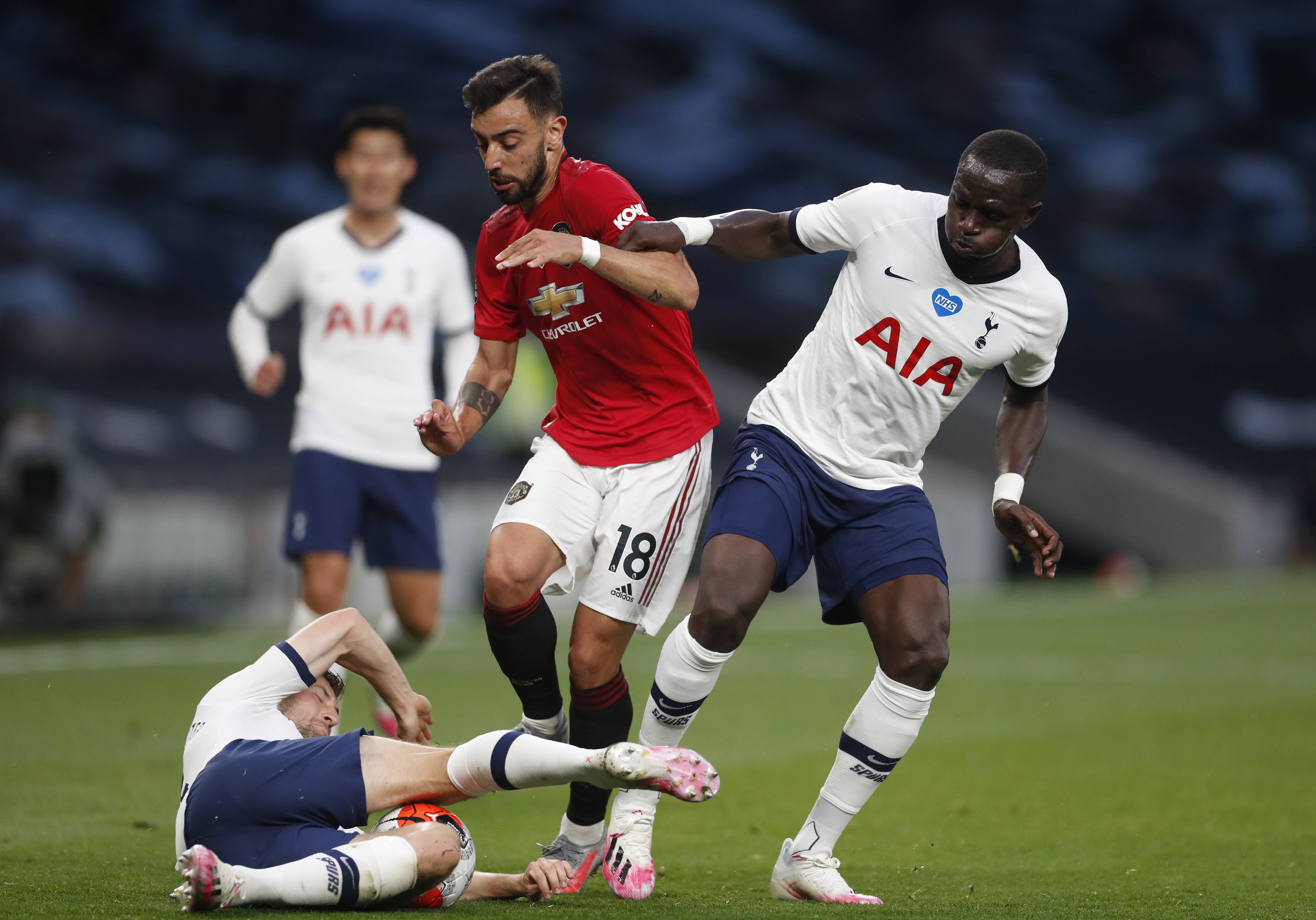 也在球场上 也在球场上